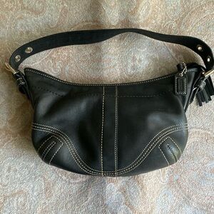 COPY - COACH Y2K Small Black Leather Purse